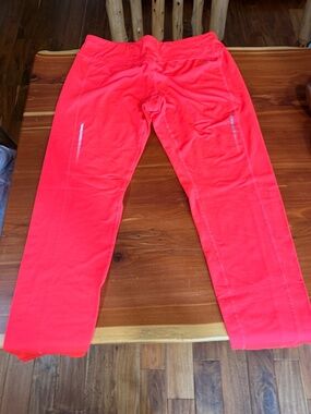 Hind spandex leggings